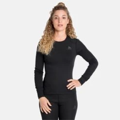 Odlo W BL TOP Crew Neck L/S ACTIVE WARM ECO -Winter Sportswear 159101 15000 Model Front Crop