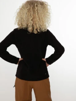 Protest B Perfecty Pully -Winter Sportswear 3810400 290 model back half 01