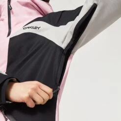 Oakley W Tnp Tbt Rc Insulated Jkt -Winter Sportswear FOA500319 9N9 omdtl4