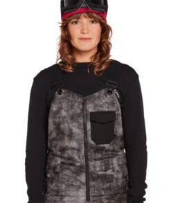 Volcom Womens Swift Bib Overall 21 Volcom Womens Swift Bib Overall -Winter Sportswear Volcom W Swift Bib Overall 2022 Acid Black 9